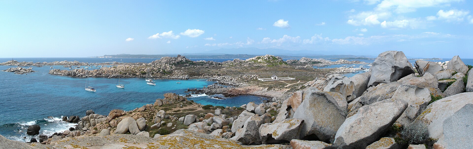 Les îles Lavezzi